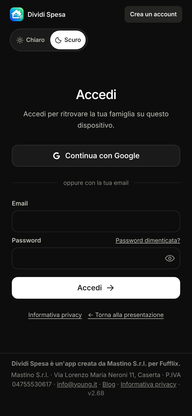 Schermata di accesso nel tema nero: pulsante Continua con Google, campi email e password, pulsante Accedi.
